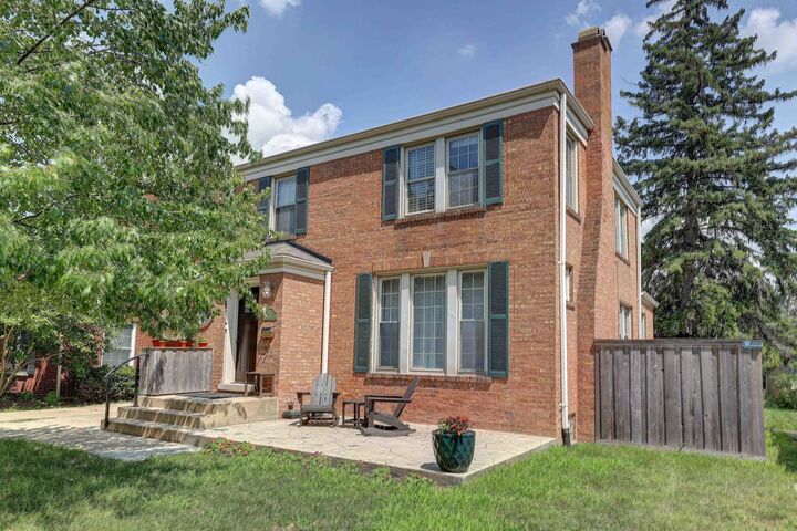 Property Photo:  509 S Brainard Avenue  IL 60525 