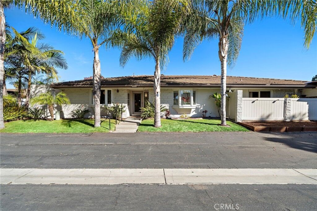 Property Photo: 27031 Capote De Paseo CA 92675