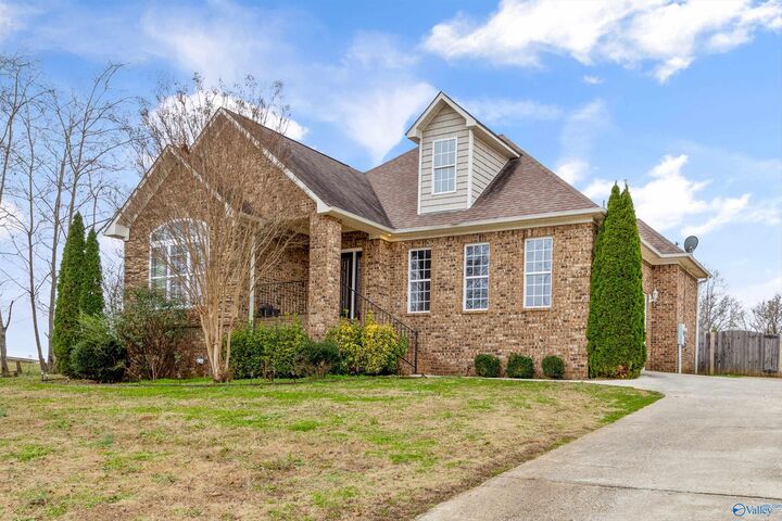 Property Photo: 17043 Cliff Drive AL 35613