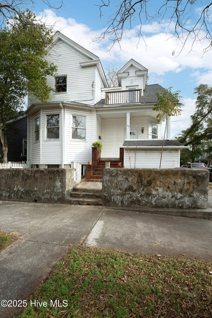 Property Photo:  129 S 8th Street  NC 28401 