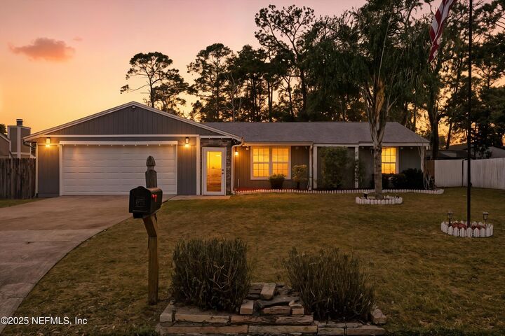 Property Photo:  3184 Bee Street E  FL 32065 