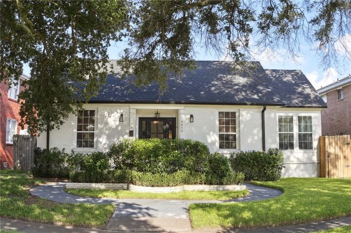 Property Photo:  5870 Canal Boulevard  LA 70124 