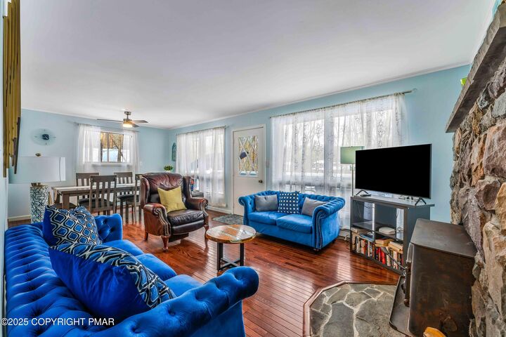 Property Photo: 107 W Creek View Drive PA 18424