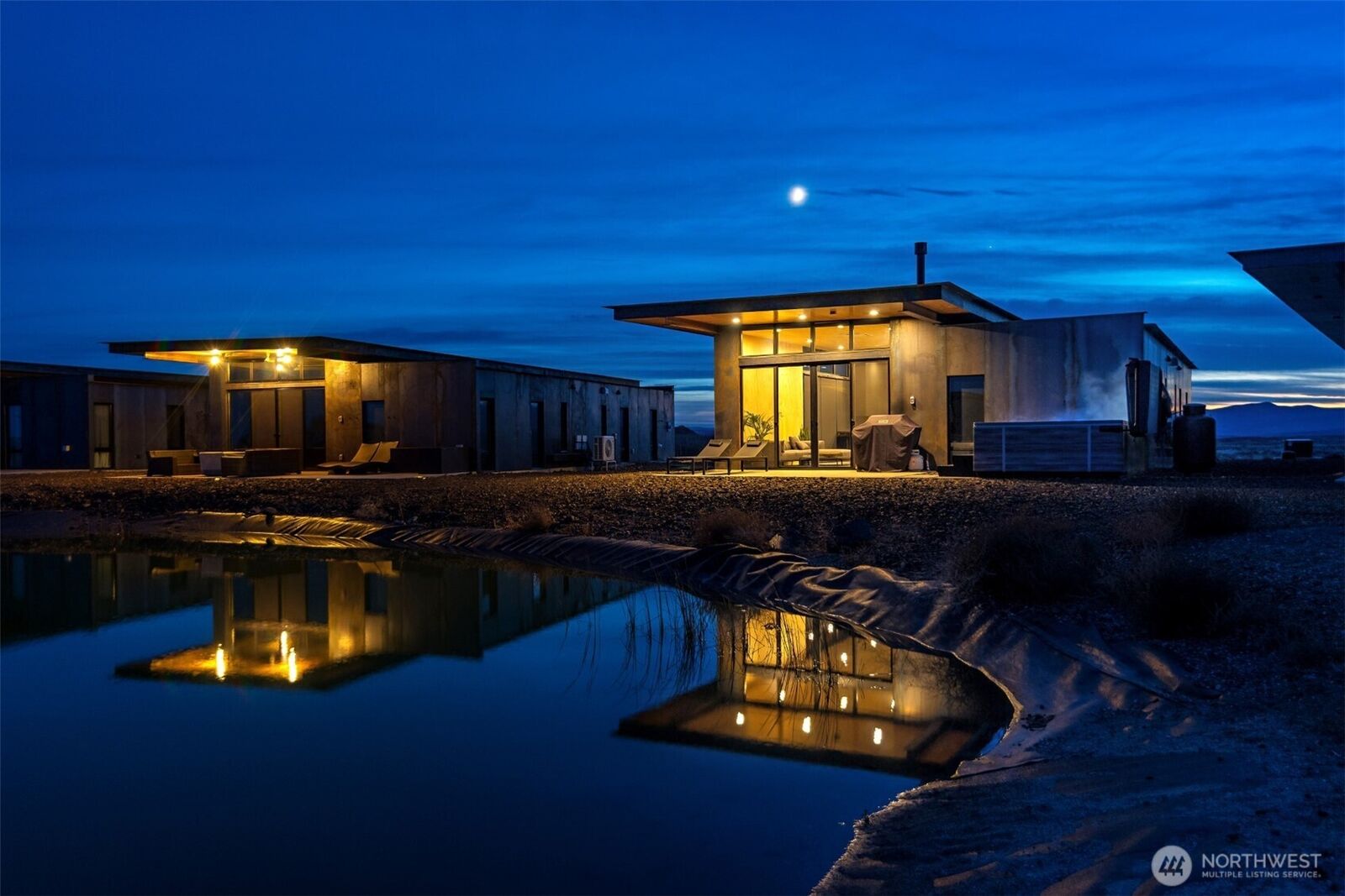 Property Photo:  23592  Gorge View Loop NW  WA 98848 