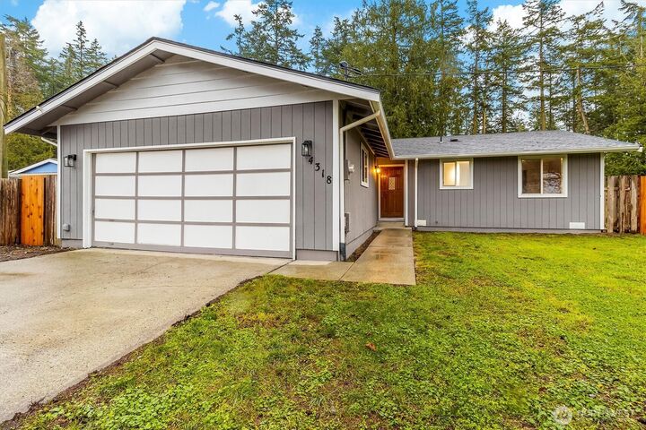 4318  Hunter Ln  Oak Harbor WA 98277 photo