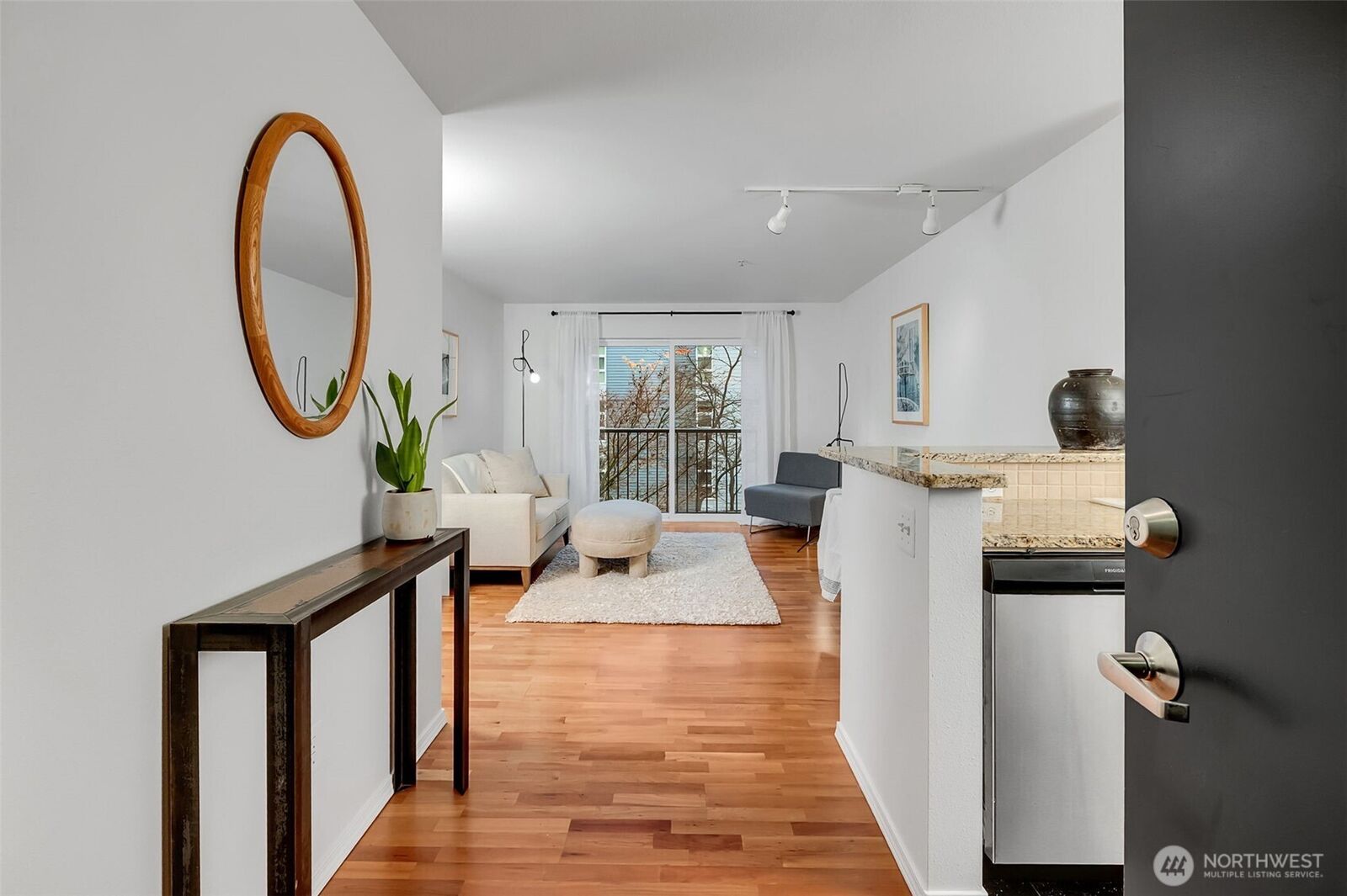 Property Photo:  323  Queen Anne Avenue N 408  WA 98109 