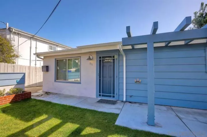 Property Photo: 311 San Elijo CA 92106