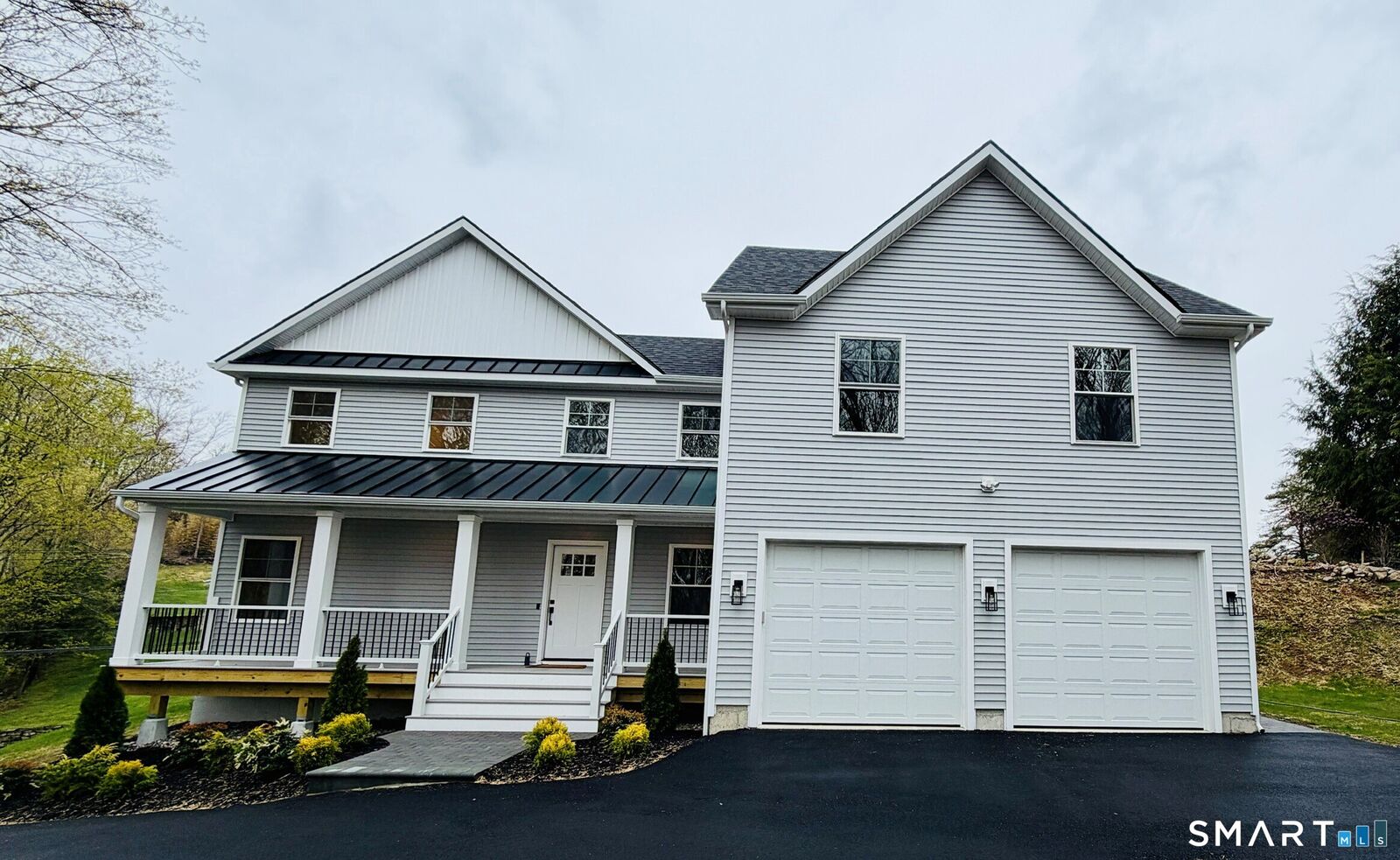Property Photo:  100 Tashua Road  CT 06611 