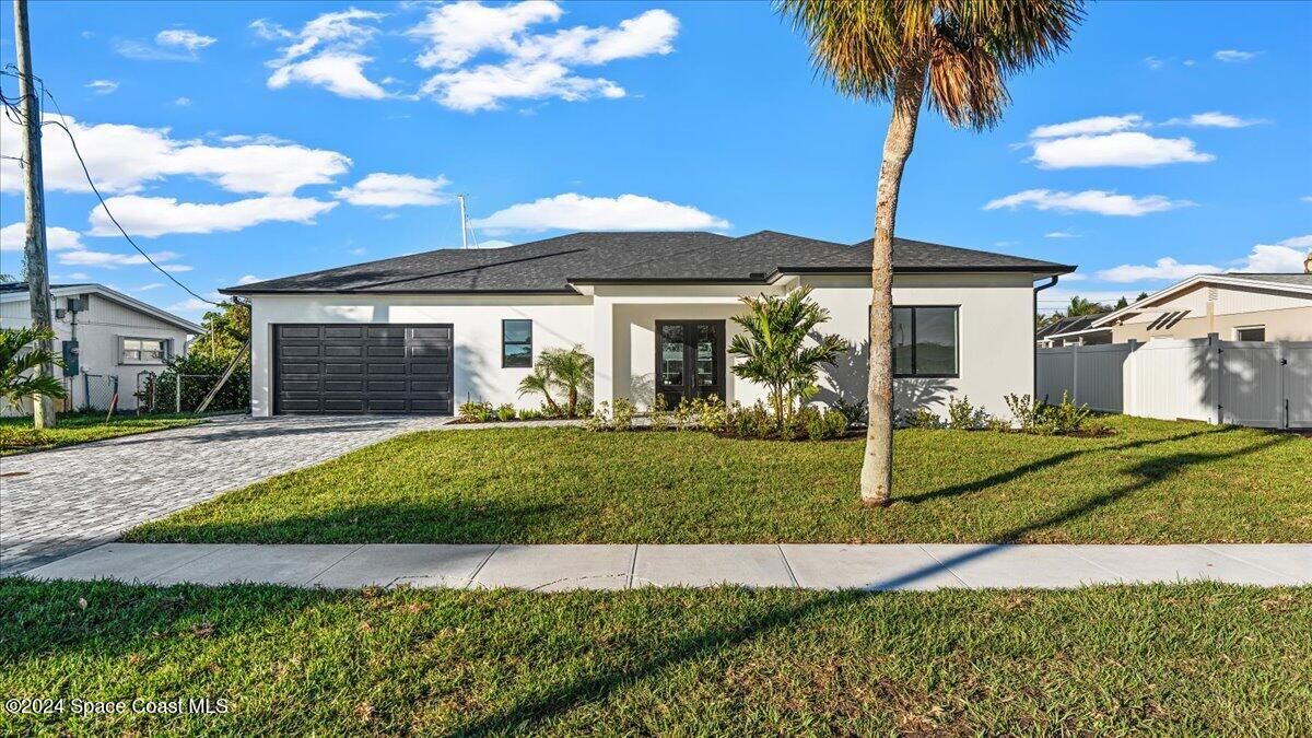 Property Photo: 435 Sandpiper Drive FL 32937