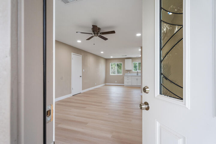 Property Photo: 732 N Dwight Avenue CA 93223