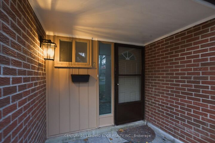 Property Photo: 1310 Fieldlight Boulevard 2 ON L1V 2Y8