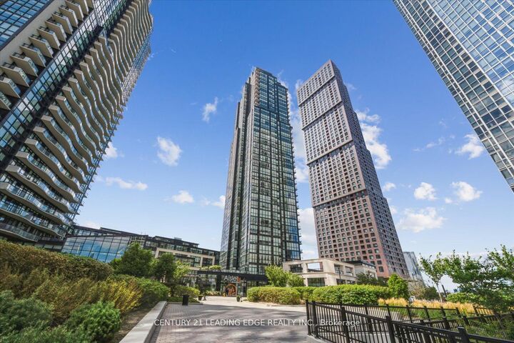 Property Photo:  2910 Highway 7 Road W 301  ON L4K 0H8 