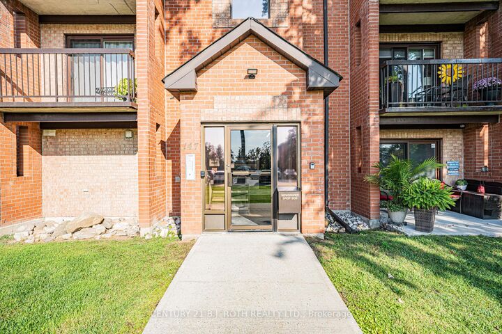 Photo de la propriété: 147 Edgehill Drive G10 ON L4N 1L9