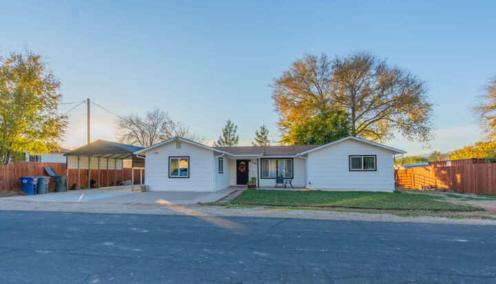 Property Photo: 140 S 100 W UT 84745