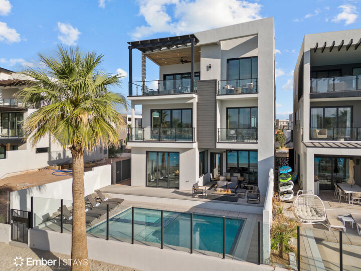 Property Photo: 780 W Akoya Pearl St UT 84790