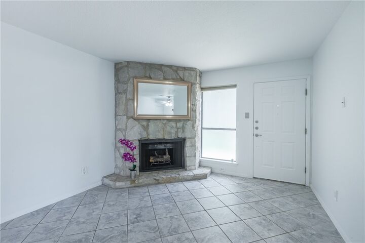 Property Photo:  4307 S 1st Street 106  TX 78745 