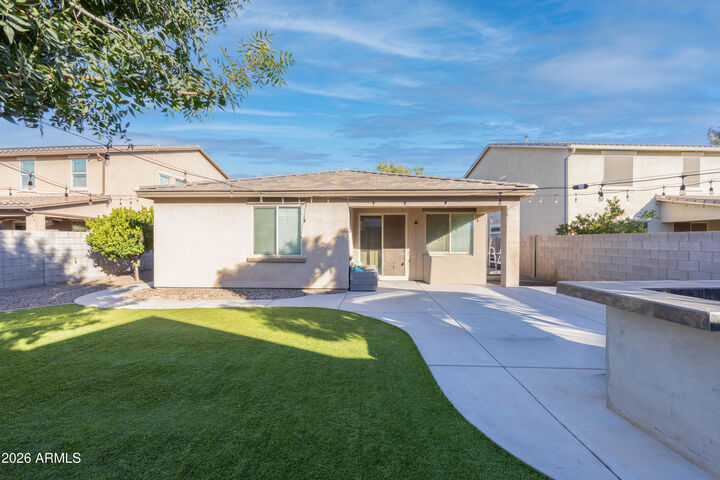 Property Photo: 2421 W Arroyo Way AZ 85144