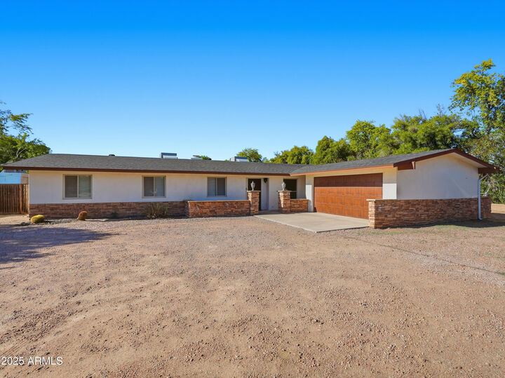 Property Photo: 12006 N 64th Street AZ 85254
