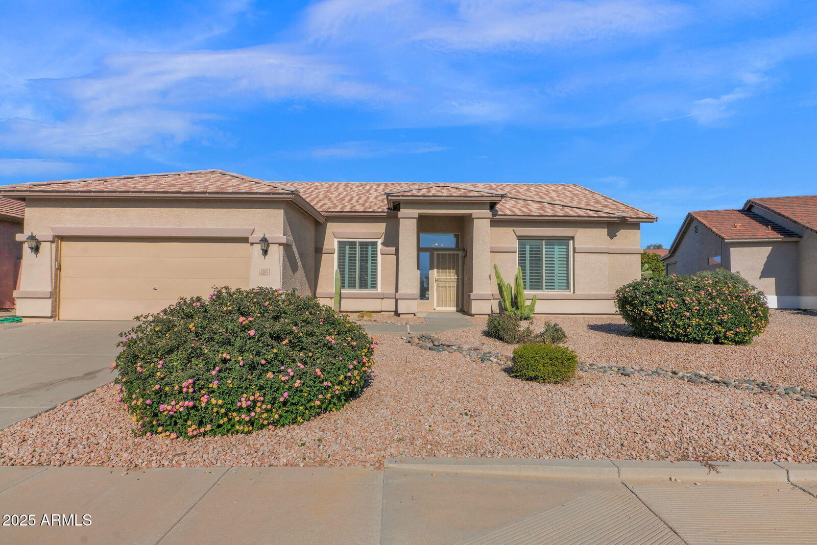 Property Photo:  1200 E Westchester Drive  AZ 85249 