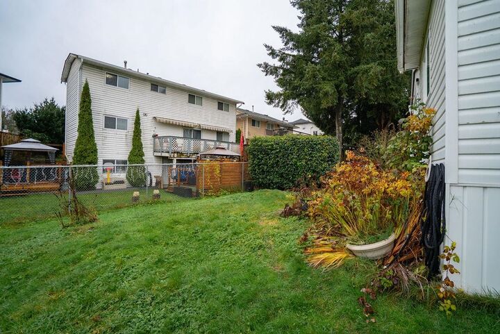 Property Photo: 19728 Poplar Place BC V3Y 1Z3