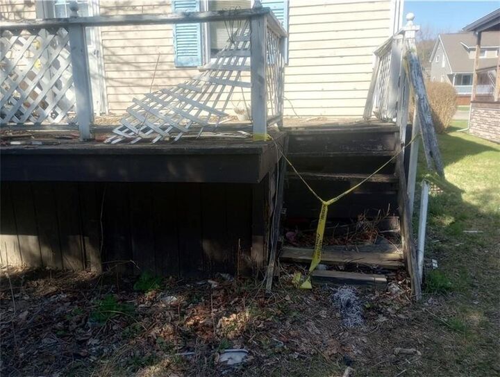 Property Photo: 577 W High St NY 14870