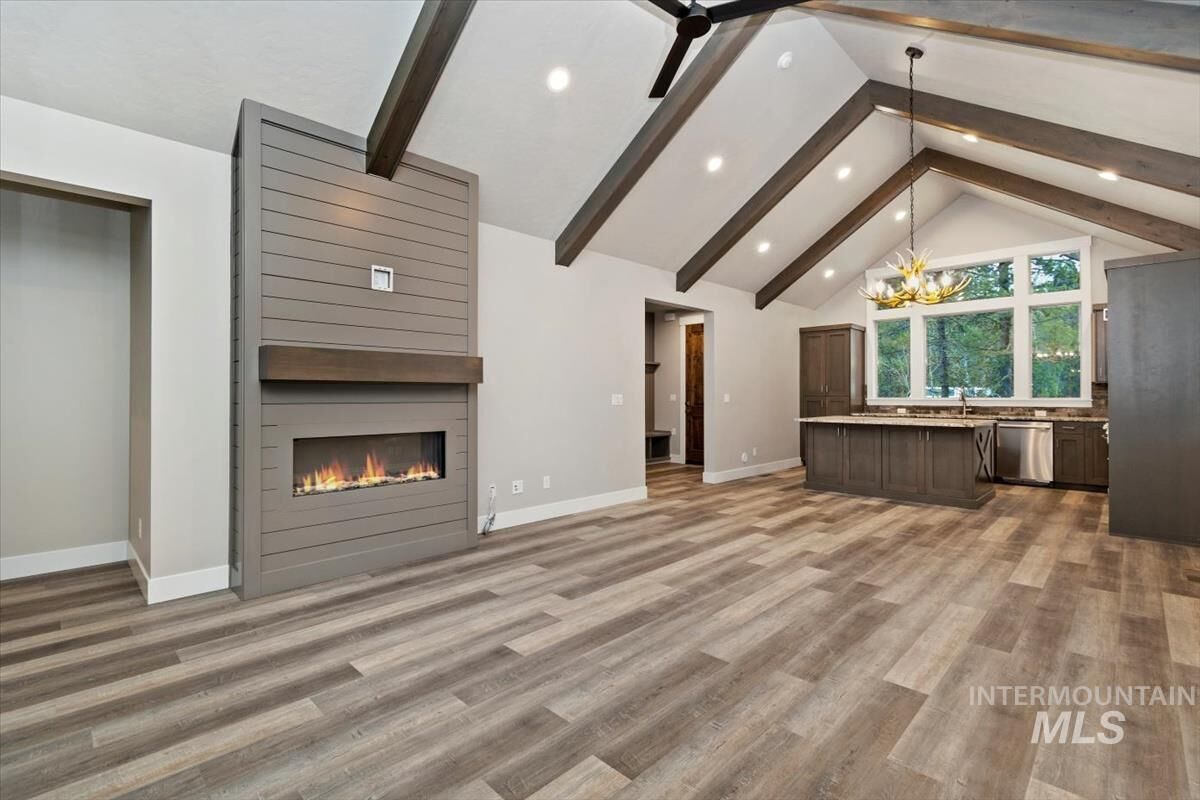 Property Photo:  136 Jacks Loop  ID 83615 