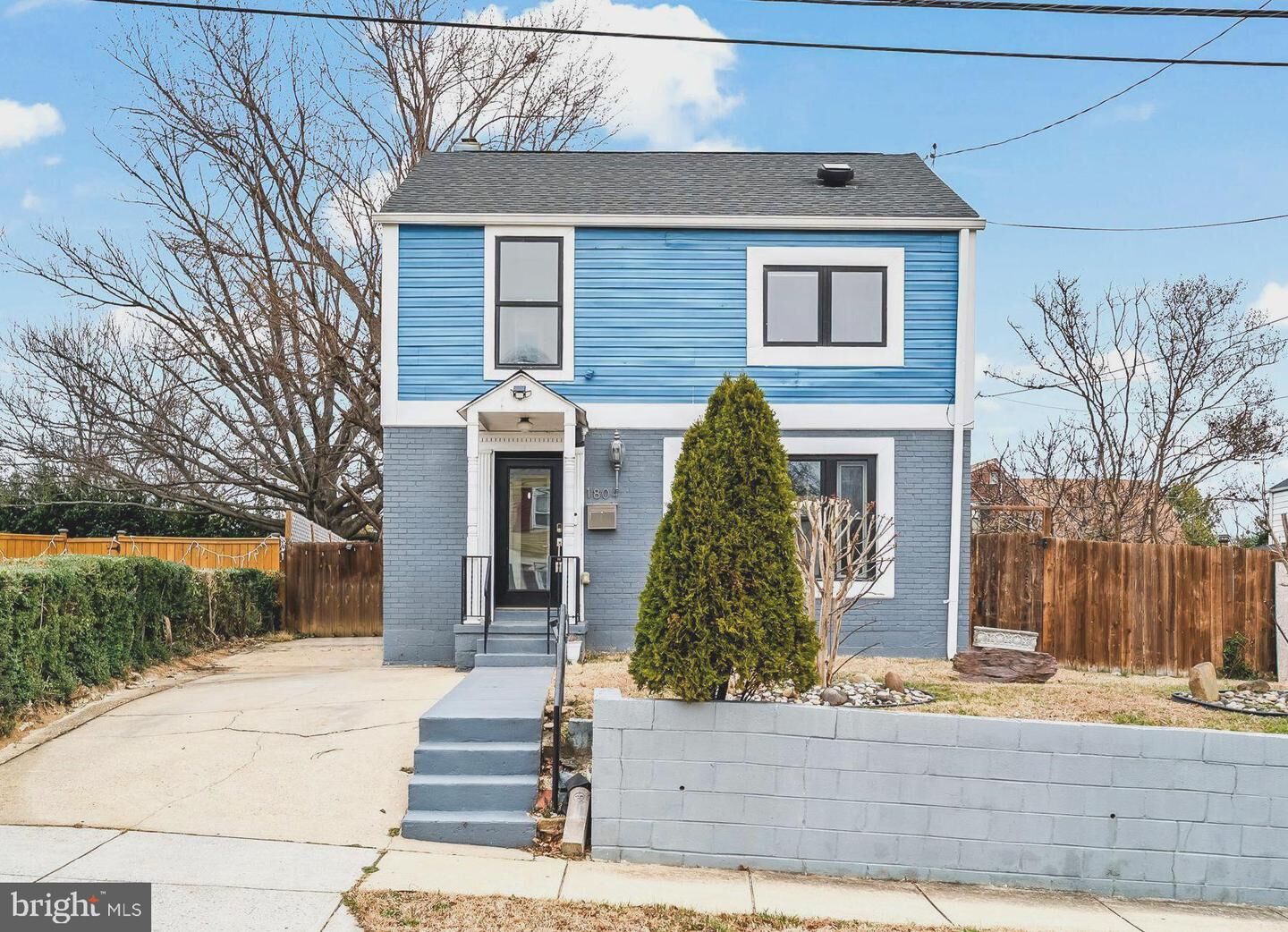 Property Photo:  1804 Avalon Place  MD 20783 