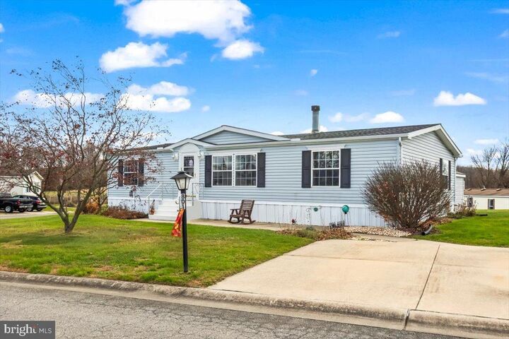 Property Photo:  801 Birch Street  PA 17560 