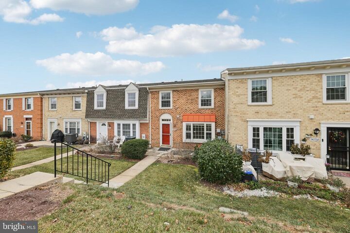 Property Photo: 9075 N Laurel Road E MD 20723