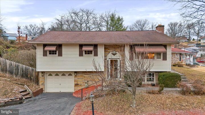 Property Photo:  716 Winifred Road  MD 21502 