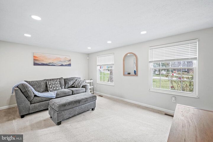 Property Photo: 10122 Cape Ann Drive MD 21046