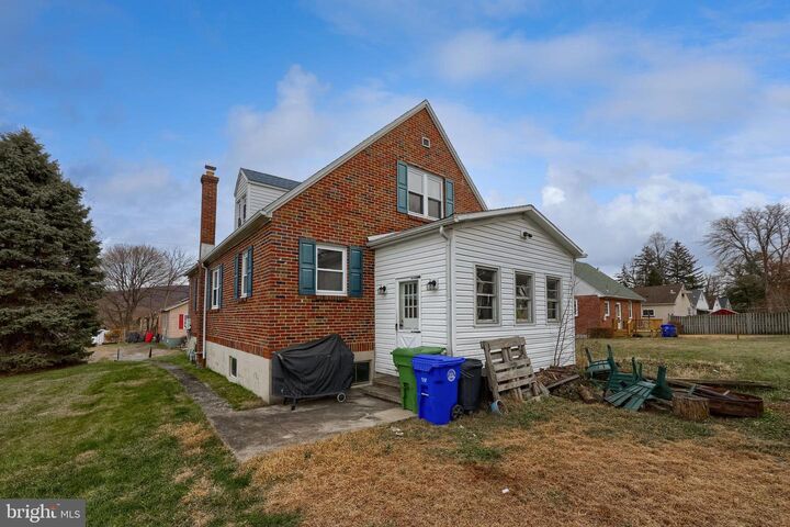 Property Photo: 310 / 314 Cameron Street PA 19607