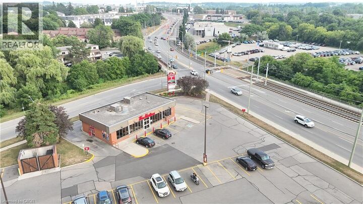 Property Photo: 1200 Courtland Avenue East 3 ON N2C 1K7