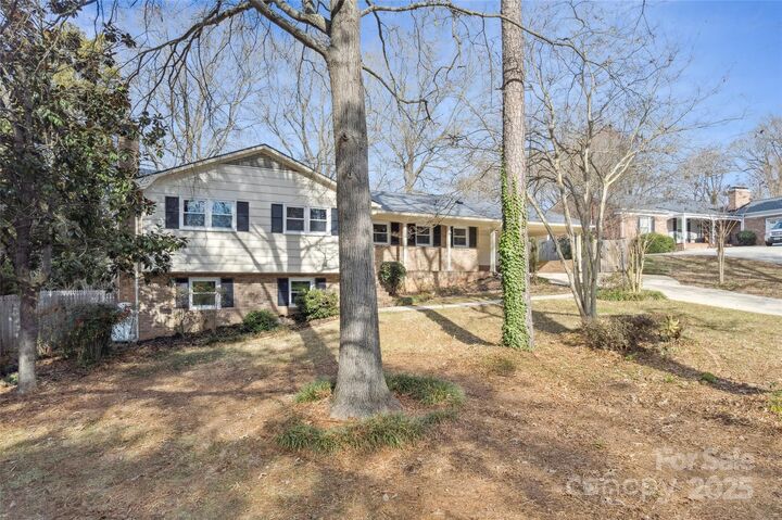 1416 N Jackson Street  Salisbury NC 28144 photo