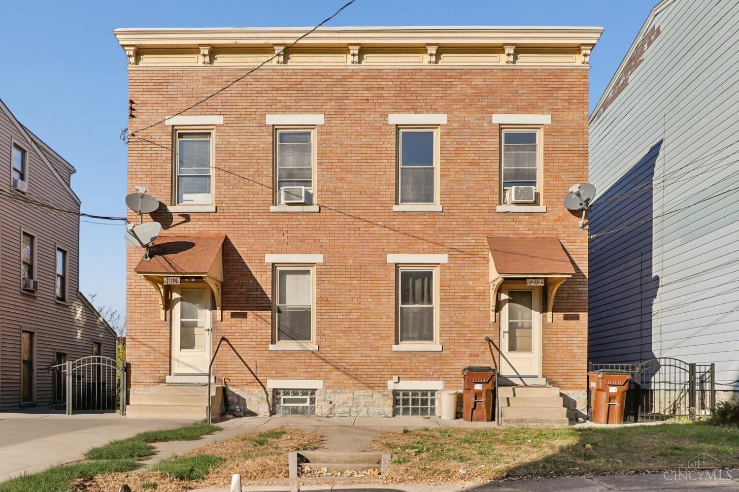 Property Photo:  1212 Bates Avenue  OH 45225 