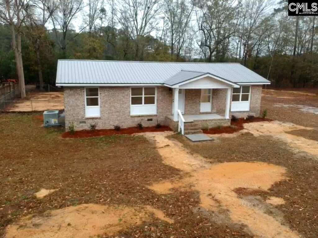 Property Photo:  213 Pineview  SC 29160 