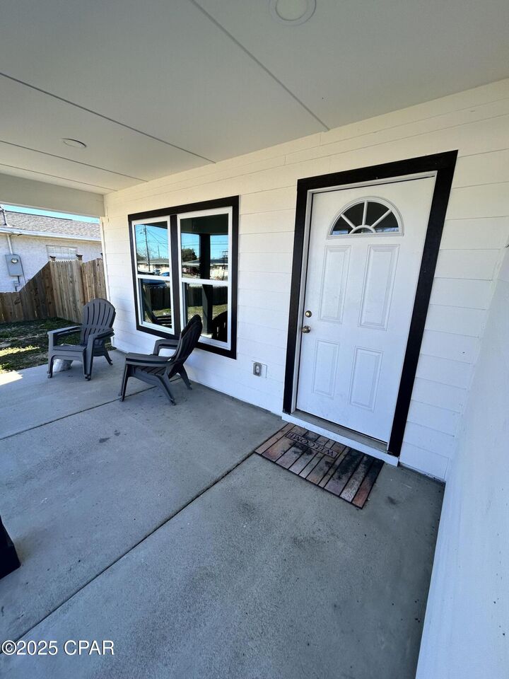 Property Photo:  6522 Olokee Street  FL 32404 