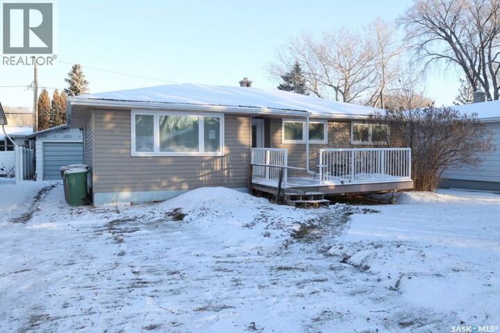 60 Cowburn Crescent  Regina SK S4S 4T3 photo