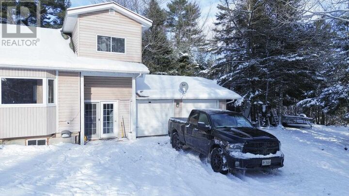 Property Photo: 146 Copper Bay Rd ON P6A 5K9