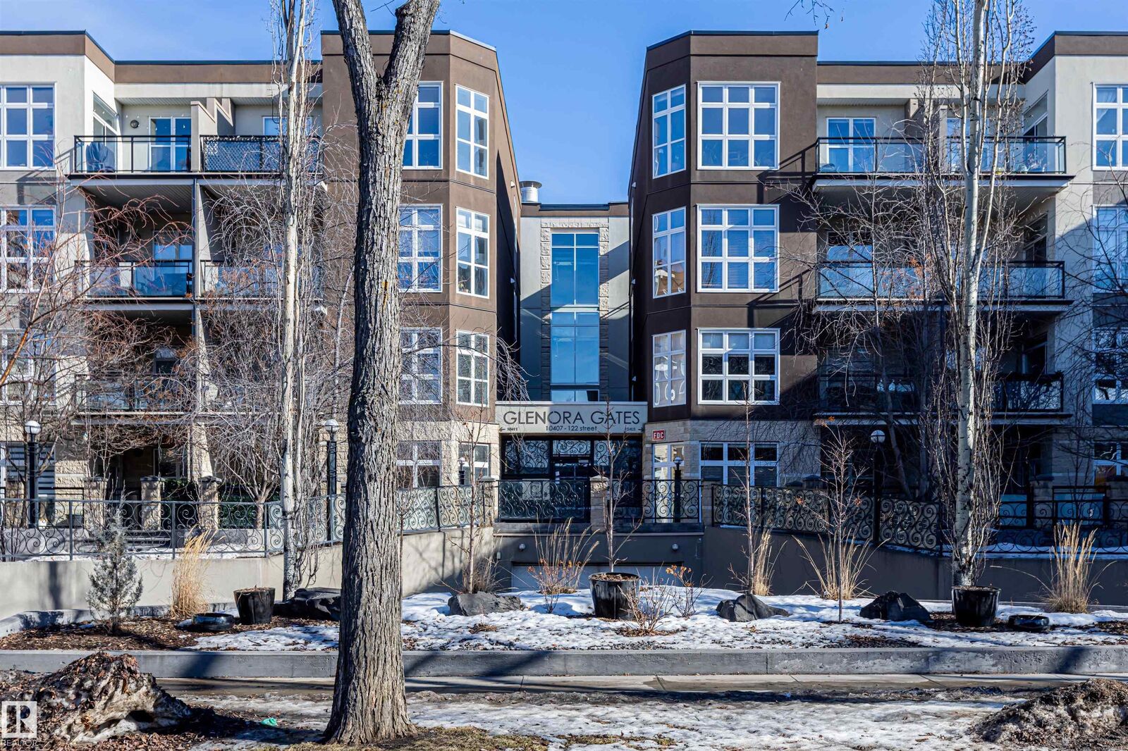 Photo de la propriété:  10403 122 Street NW 143  AB T5N 4C1 