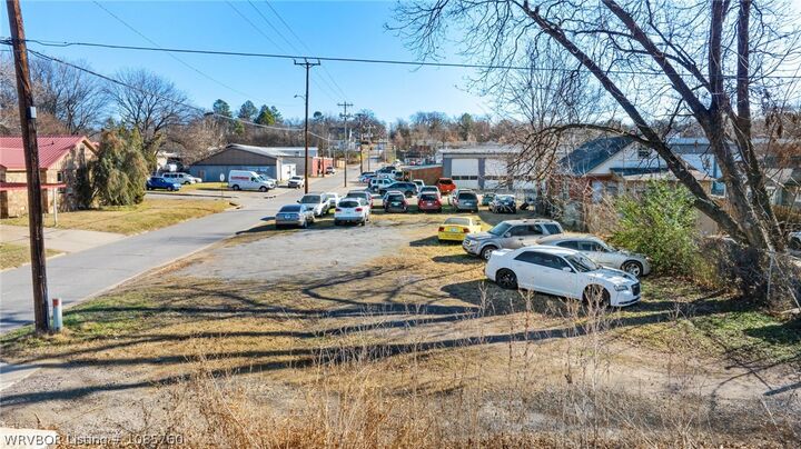 Property Photo:  1600 S 11th Street  AR 72901 