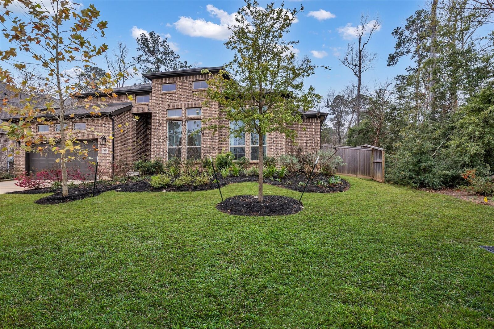 Property Photo:  633 North Rivus Overlook Drive  TX 77318 