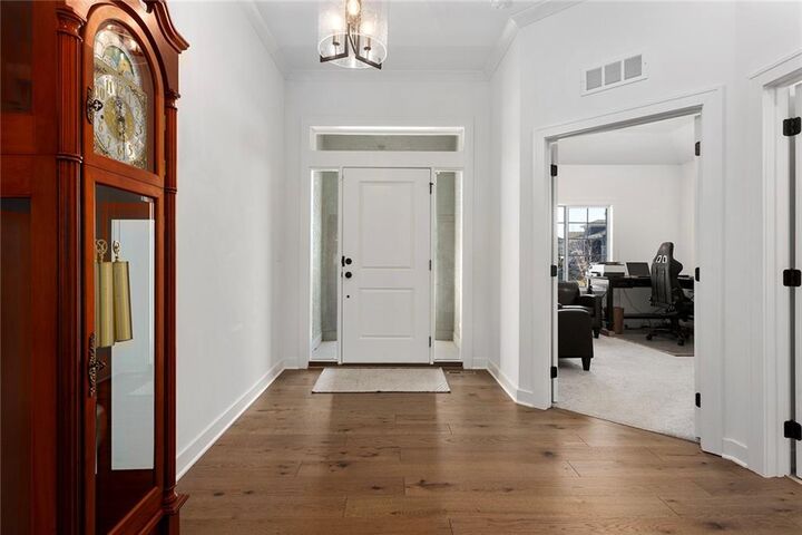 Property Photo:  6615 NW 107th Court  MO 64154 