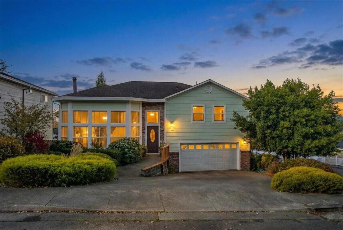 Property Photo:  3502 Osprey Terrace  CA 95540 