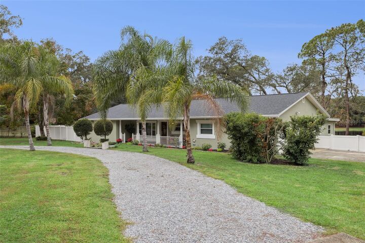 Property Photo:  530 Lake Bingham Road  FL 32746 