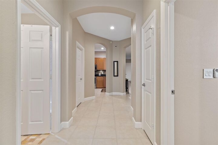 Property Photo:  240 West End Drive 522  FL 33950 