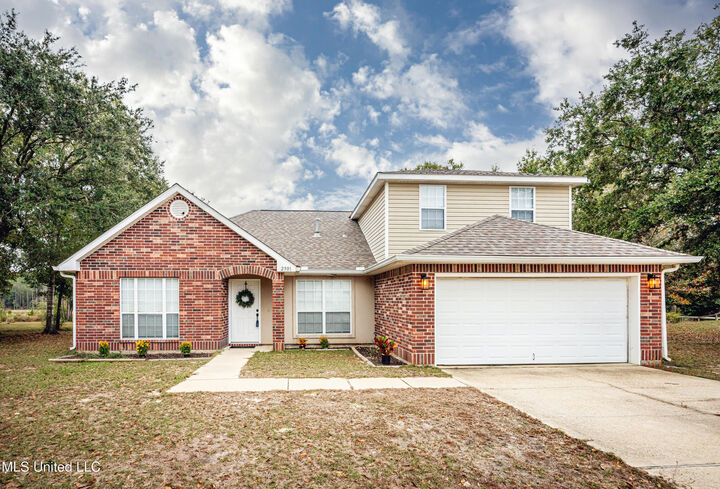 Property Photo: 2501 SW Shelby Lane MS 39564