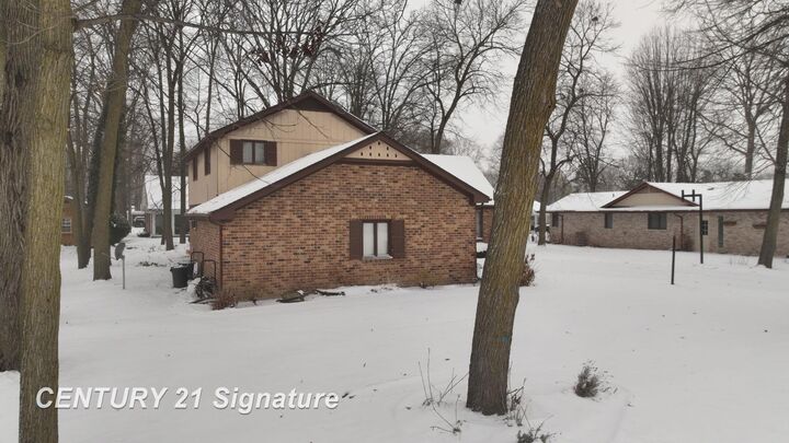 Property Photo: 2765 Clairmount Drive MI 48603