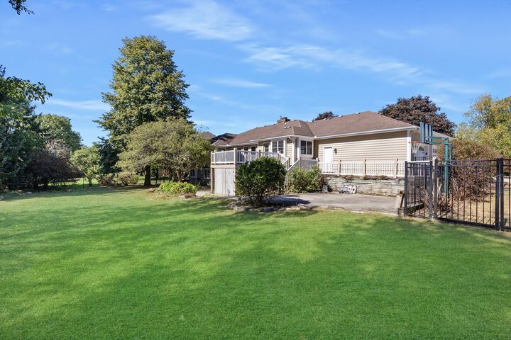 Property Photo:  3211 Leafy Lane  IL 61704 