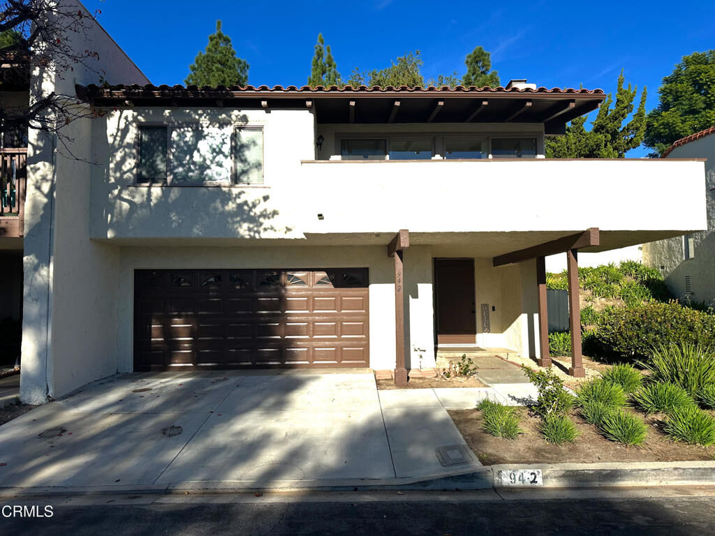 Property Photo:  942 Woodlawn Drive  CA 91360 